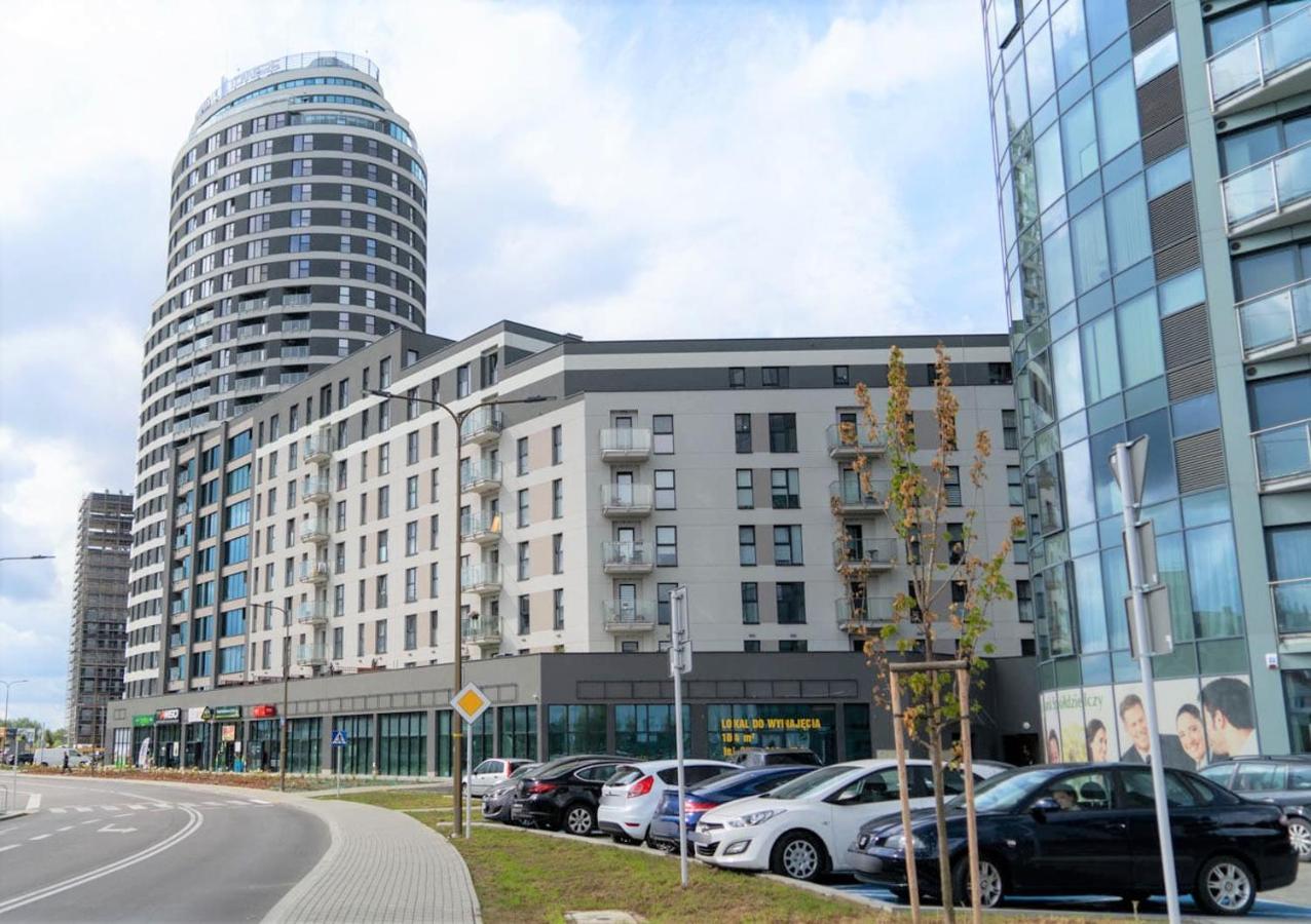 Capital Towers - Apartament Pop-Art Z Widokiem Na Rzeke Rzeszow Luaran gambar